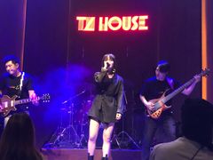 -TZ House音乐现场(来福士中心店)