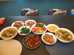 -天鹅到家·保姆月嫂育儿嫂(总店)