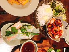 -大头虾越式风味餐厅(光明广场店)