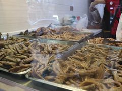 -王浩儿纪六孃甜皮鸭(乐山总店)