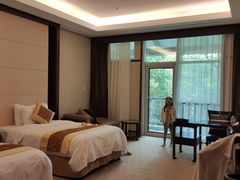 -绍兴鉴湖君澜大酒店