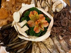 野生菌拼盘-大理董·董家小厨野生菌火锅(古城旗舰店)