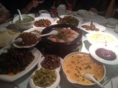琬苑乳鸽酒家(解放碑店)-琬苑鸽庄·川粤融合菜(解放碑总店)