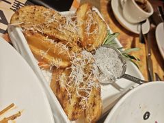 -C'è Amore 爱意(盛京大奥莱店)
