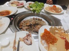-佰烧海鲜烤肉火锅自助(泰华假日广场店)