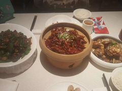 -千百味红餐厅·江西菜(绿地双子塔店)