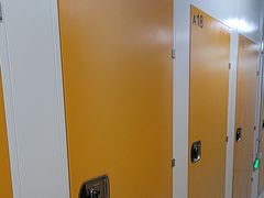 -安东易迷你仓自助寄存仓库(淞虹路店)