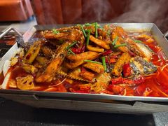 -鸣记脆皮烤鱼·海鲜烤鱼(亿合城店)