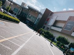-杉杉奥特莱斯广场(哈尔滨店)