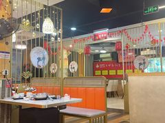 -尚品海鲜肥牛自助火锅(湖明店)
