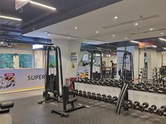 -超鹿运动(达信大厦店)