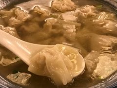 光板小馄饨-小园春民间小吃铺(江宁黄金海岸店)