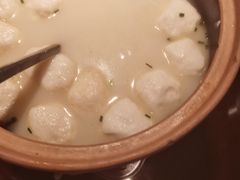 -魏铭鱼头捞饭(晋阳路店)