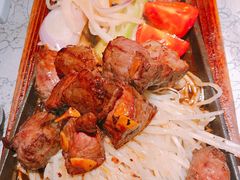 -穹六人间 people 6(岳阳路店)
