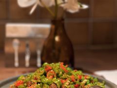 尖椒炒牛肉粒-来龙里 精致 东南亚餐室(万象城店)