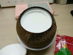 -椰爺爺·椰子冻砵仔糕