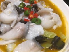 招牌川香酸菜鱼-柒园·三十年创意杭帮菜(龙湖滨江天街店)