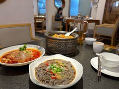 -万重锦·人文川菜馆(骡马市店)