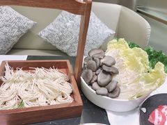 素菜拼盘-红鼎豆捞·非遗鲍皇汤火锅(宝丰路店)