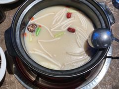 -三人行骨头王火锅(长寿店)