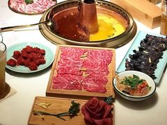 -同心如意传统铜火锅