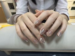 -J·花崎美睫美甲