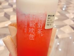 霸气芝士草莓-奈雪的茶(市百一店)