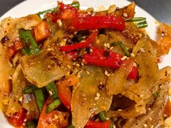 -周老三跷脚牛肉·全牛火锅(非遗传承店)