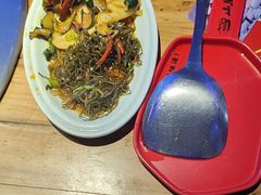 -山里屯铁锅炖·东北菜(康桥店)