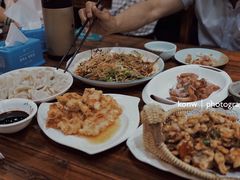 酸菜肉馅水饺-兄弟江湖东北老菜(三井街道店)