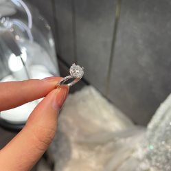 -VE DIAMOND·天然&培育钻石定制