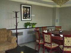 -泉味道贵州厨房(三里河店)