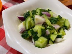 拍黄瓜-老佛爷正宗铜炉蛙锅(五道口店)