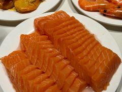 -金马门国际美食百汇(珞喻路店)