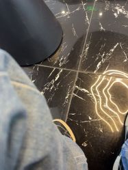 -TOP HAIR SALON