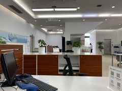 -上海宝信宝马4S店