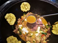 -六州府地锅鸡·农家菜·龙虾(未来科技城店)
