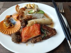 -大中华希尔顿酒店-念自助餐·嗨啤·小龙虾