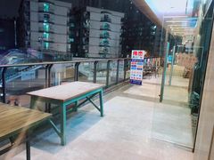 -蜜蜂小象·榴莲千层蛋糕(时代汇11栋店)