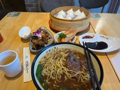 -玖鲜小笼(中山广场店)