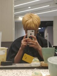 -PE SALON