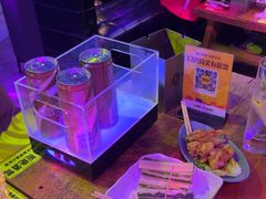 -喜鹊音乐酒馆(西街店)