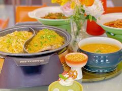 -阿瓦山寨·湘菜现炒·剁椒鱼头王(咸阳总店)