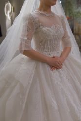 -艾米丽婚纱礼服