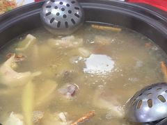 -花苑美食横琴生蚝火锅(拱北粤华路店)
