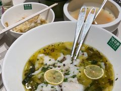 -绿草地·湘菜(7mall店)