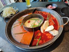 -渝涯重庆豆花老火锅(中赢国际店)