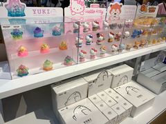 -泡泡玛特POPMART(崇文门国瑞城店)