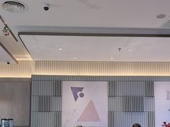 -必胜客(尹山湖歌林公园店)