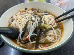 -丫丫桂林米粉(学府店)